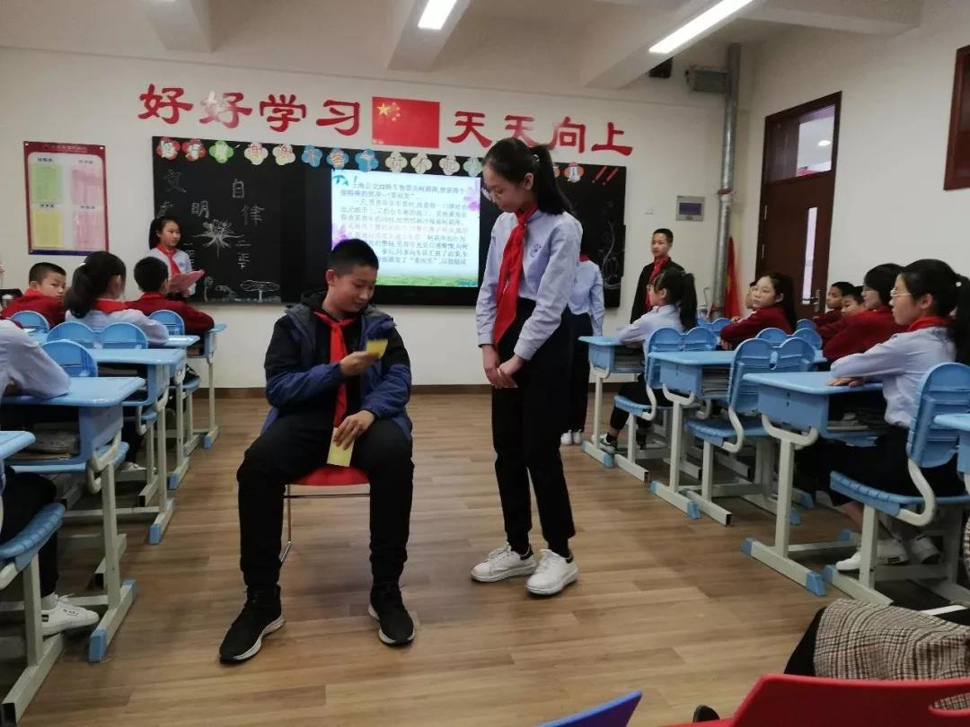 新疆大光華國際學(xué)校(圖8) 新疆大光華國際學(xué)校(圖8)
